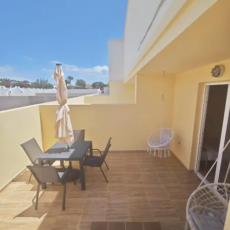 Апартаменты Casa Tropical Коста Калма